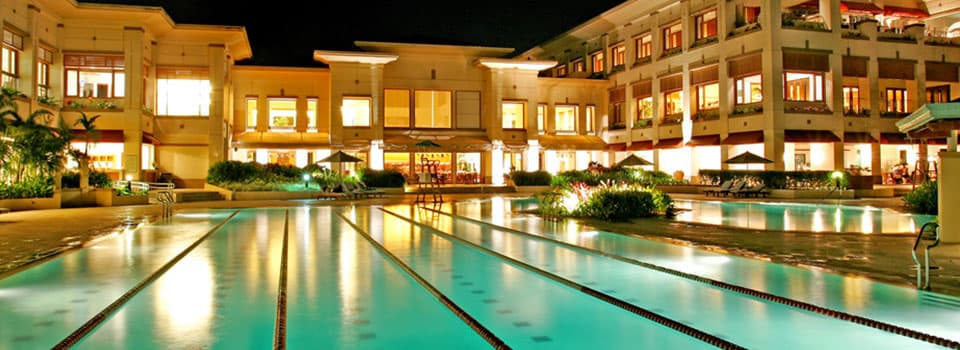 Palms-Country-Club-Pool